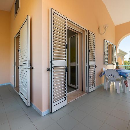 Mare Azzurro Aparthotel Cardedu Luaran gambar