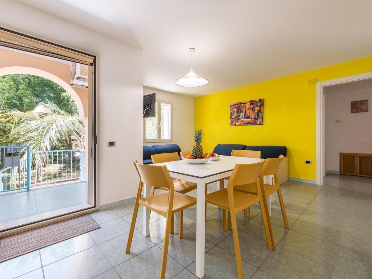 Mare Azzurro Aparthotel Cardedu Luaran gambar